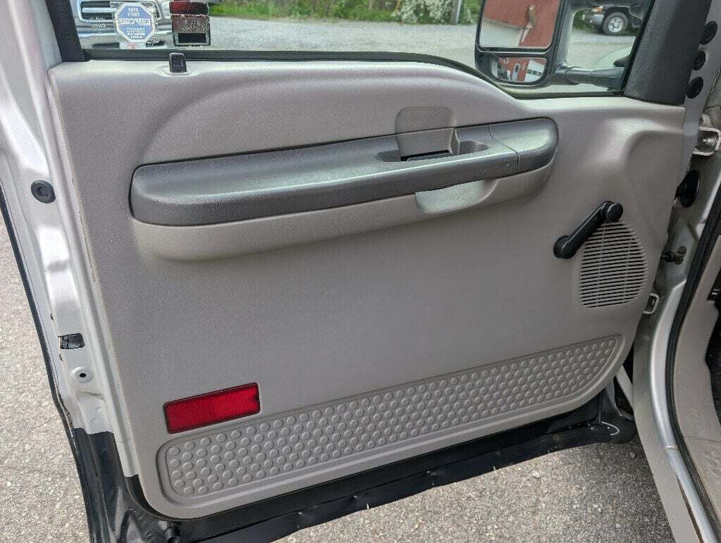 2001 Ford F-350 Super Duty 11