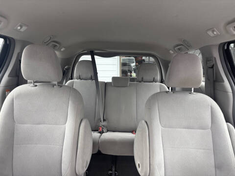 2017 Toyota Sienna L 7-Passenger