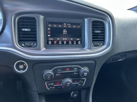 2020 Dodge Charger SXT