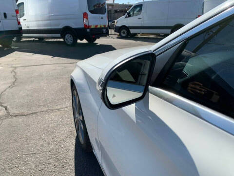 2017 Mercedes-Benz C-Class