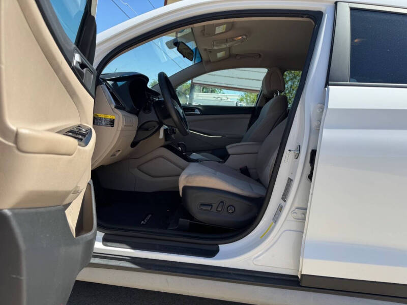 2017 Hyundai Tucson SE