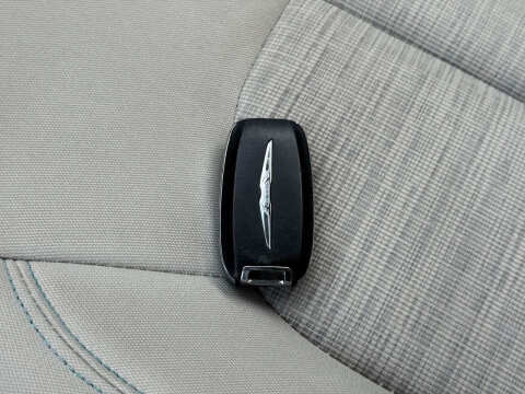 2018 Chrysler Pacifica Hybrid Touring Plus