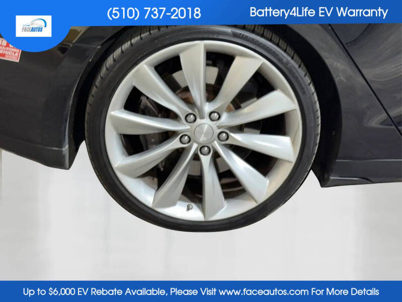 2013 Tesla Model S Performance