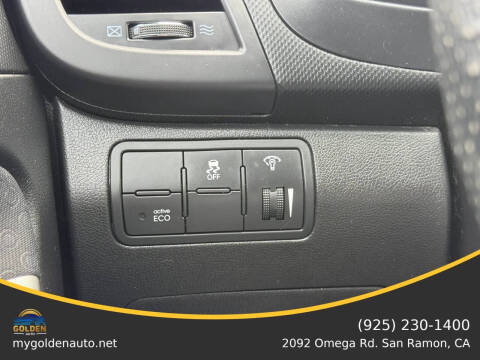 2013 Hyundai Accent SE