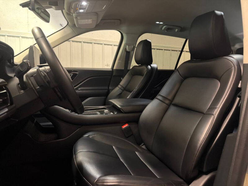 2023 Lincoln Aviator Standard