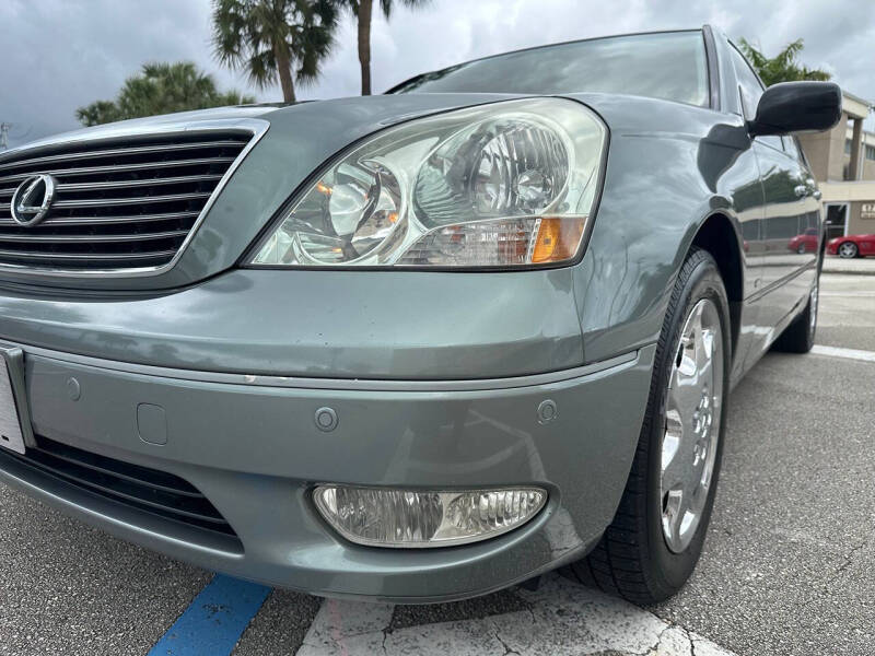 2003 Lexus LS 430