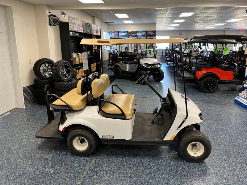 2018 E-Z-GO Shuttle 4