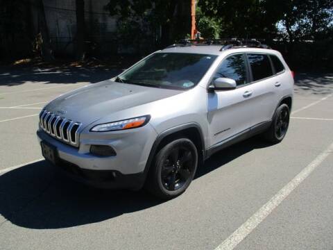 2018 Jeep Cherokee for sale at MIKE'S AUTO in Orange NJ