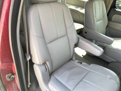 2012 Chevrolet Suburban LT