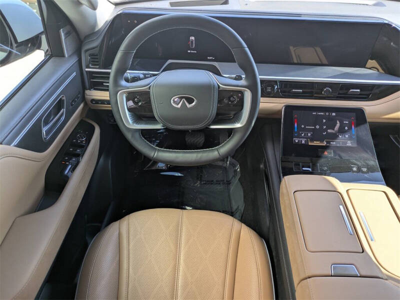 2025 Infiniti QX80 Sensory