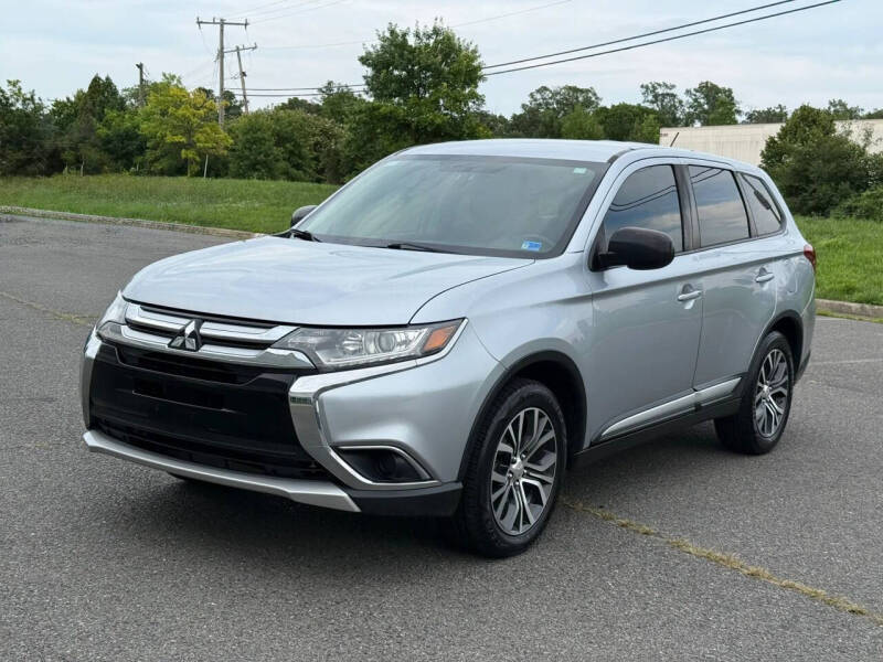 2016 Mitsubishi Outlander ES