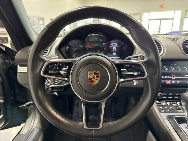2021 Porsche 718 Boxster