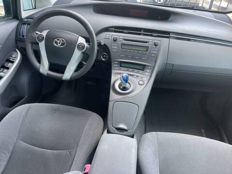 2011 Toyota Prius Two