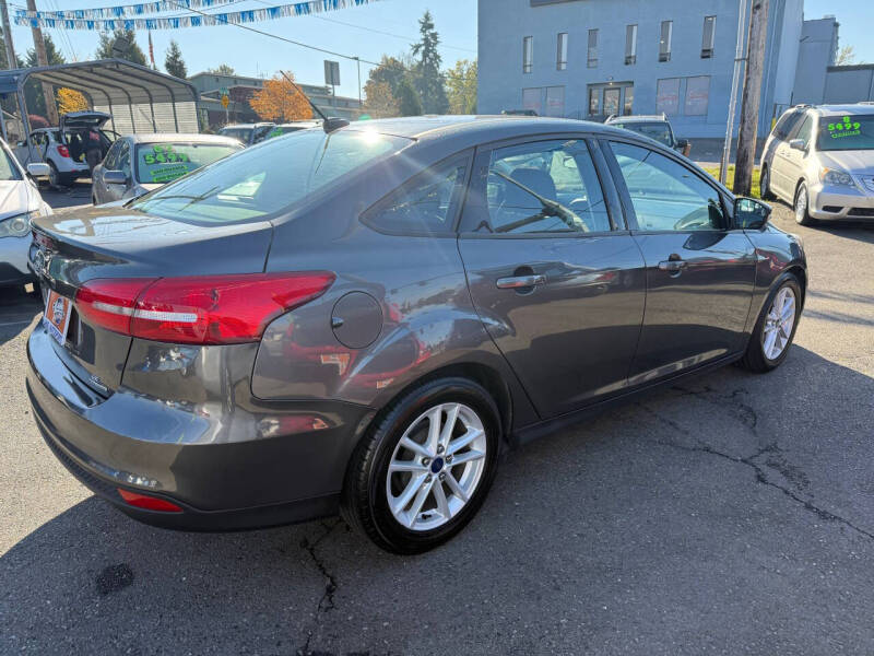 2016 Ford Focus SE