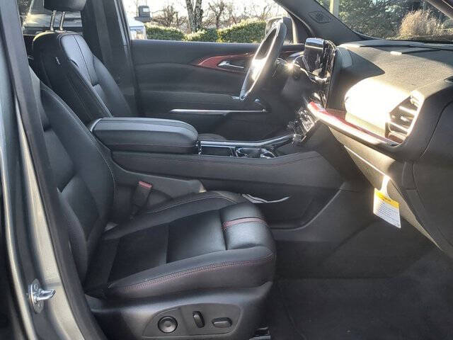 2025 Chevrolet Traverse RS