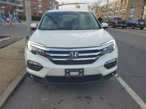 2017 Honda Pilot for sale at OFIER AUTO SALES in Freeport NY