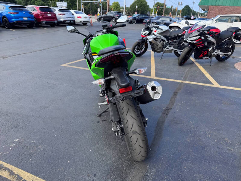 2025 Kawasaki Ninja 500
