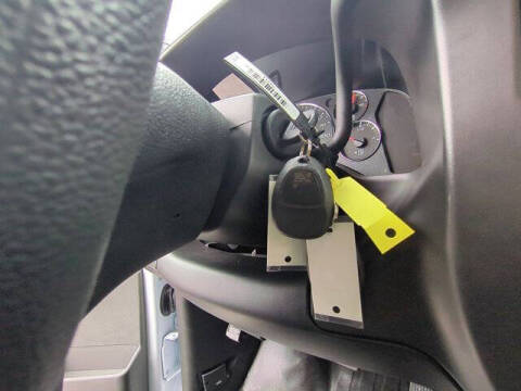 2025 Chevrolet Express 2500