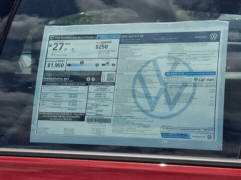 2025 Volkswagen Golf GTI SE