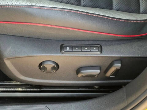 2022 Volkswagen Golf GTI Autobahn