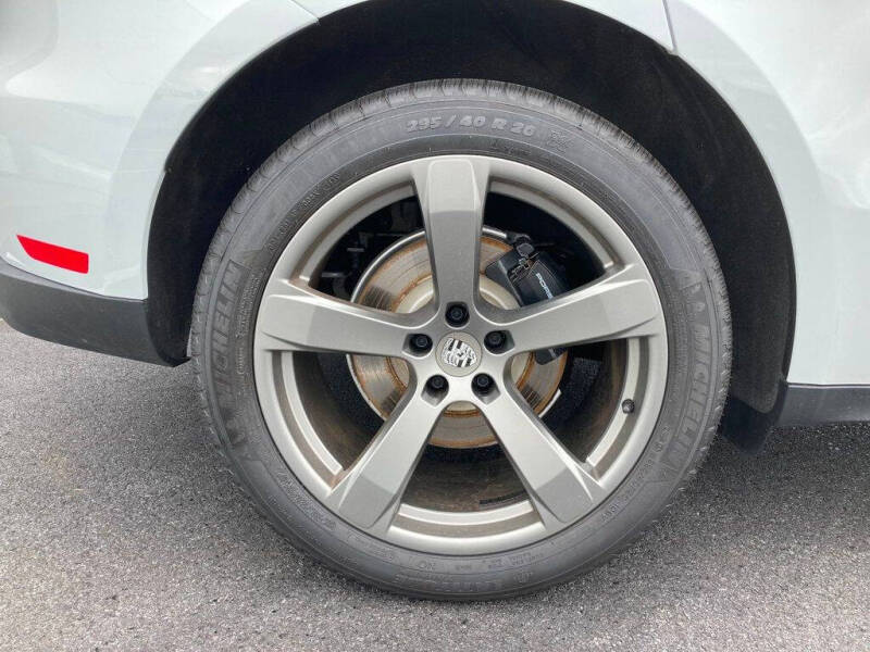 2024 Porsche Macan