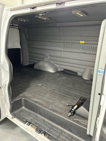 2019 Chevrolet Express 2500