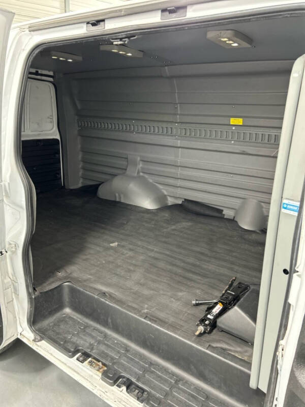 2019 Chevrolet Express 2500