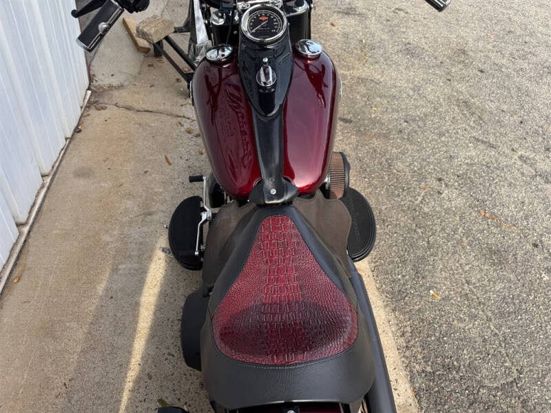 2014 Harley-Davidson FLS103 -