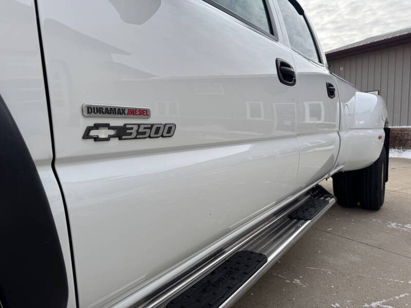 2002 Chevrolet Silverado 3500 LS