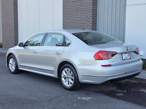 2016 Volkswagen Passat 1.8T S