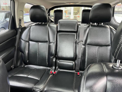 2017 Nissan Pathfinder Platinum