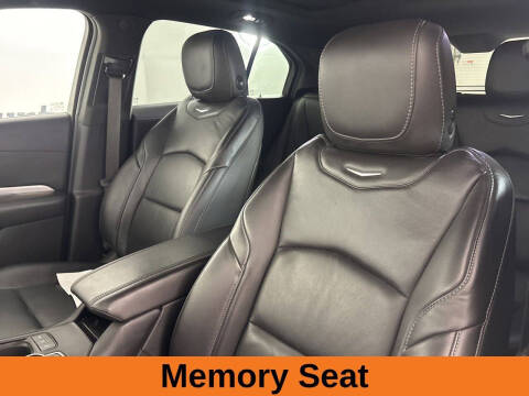 2022 Cadillac XT4 Premium Luxury