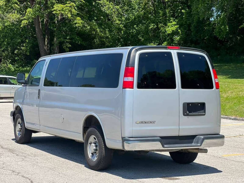 2022 Chevrolet Express LT 3500