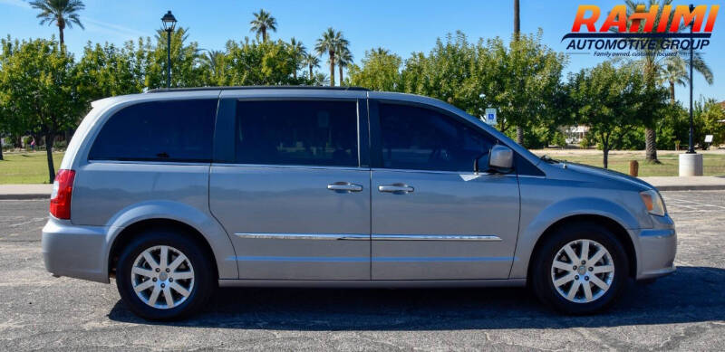 2014 Chrysler Town and Country Touring