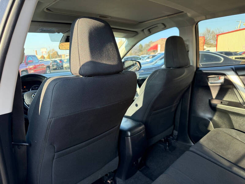 2016 Toyota RAV4 XLE