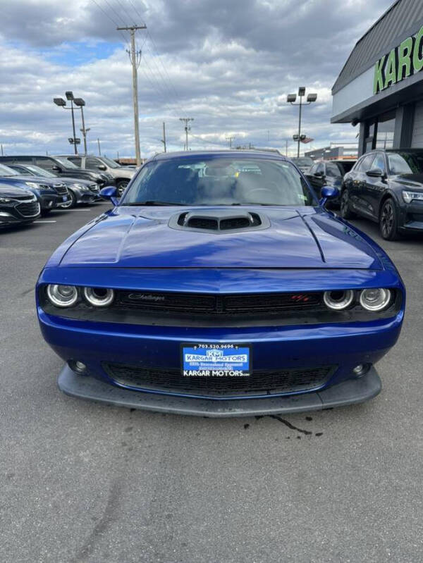 2021 Dodge Challenger R/T's photo