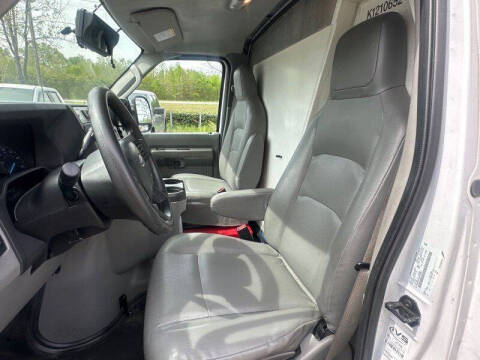 2024 Ford E-Series