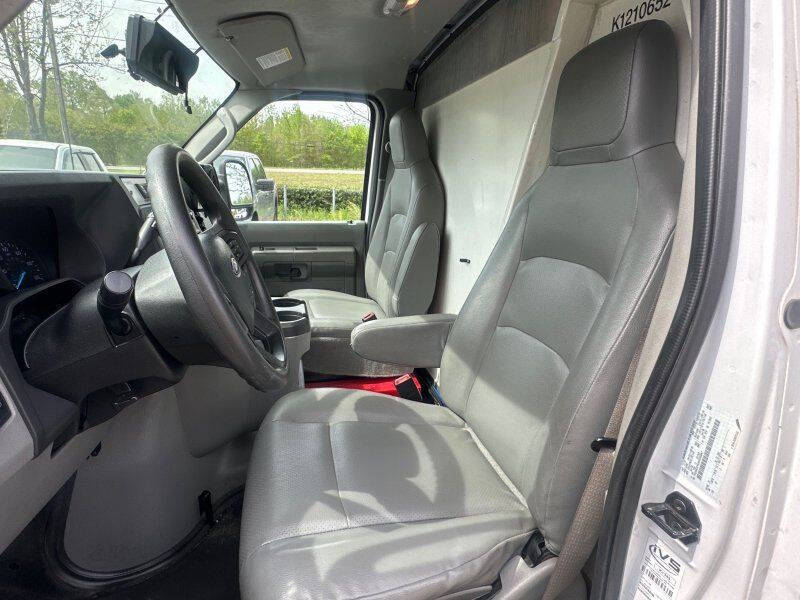 2024 Ford E-Series