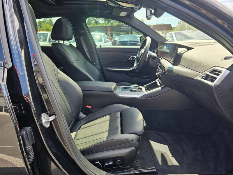 2025 BMW 3 Series 330i xDrive