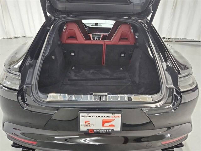 2023 Porsche Panamera Platinum Edition