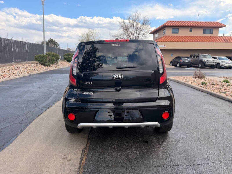 2017 Kia Soul +