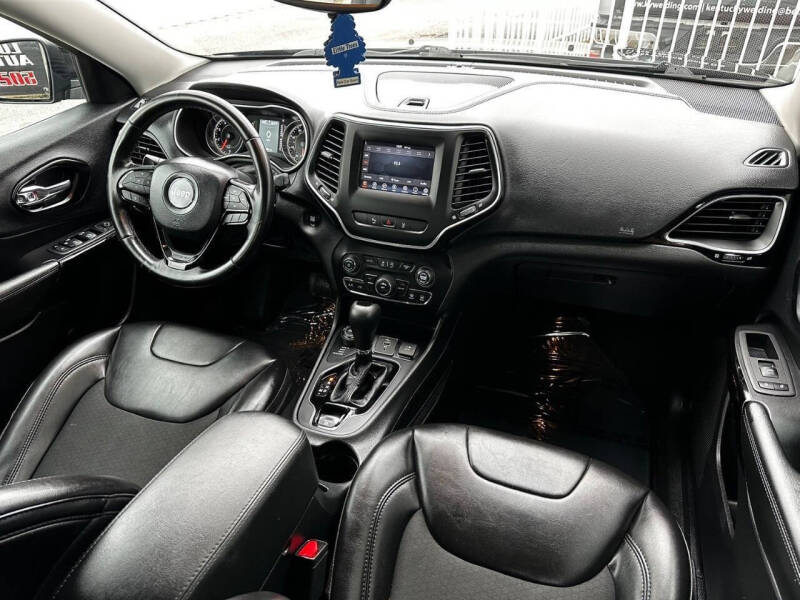 2021 Jeep Cherokee Altitude