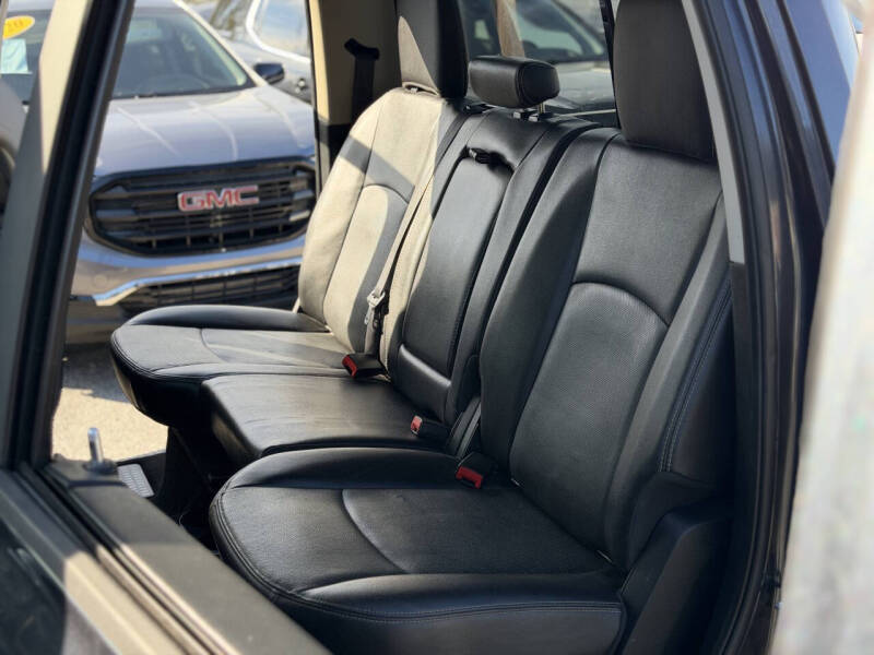 2016 RAM 1500 Laramie