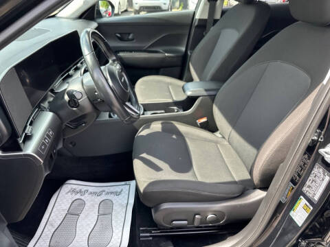 2025 Hyundai Kona SEL