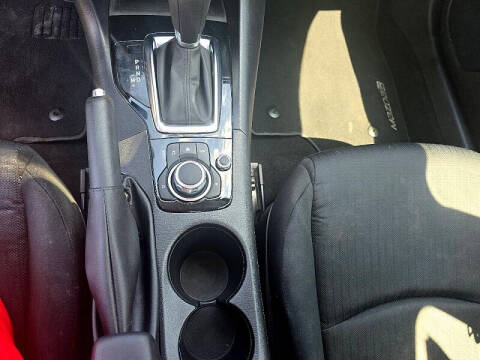 2015 Mazda MAZDA3 i Sport