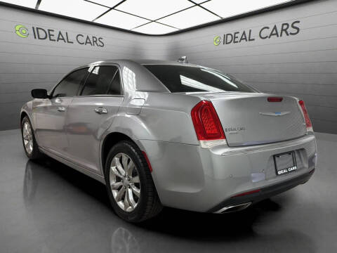 2018 Chrysler 300 Limited