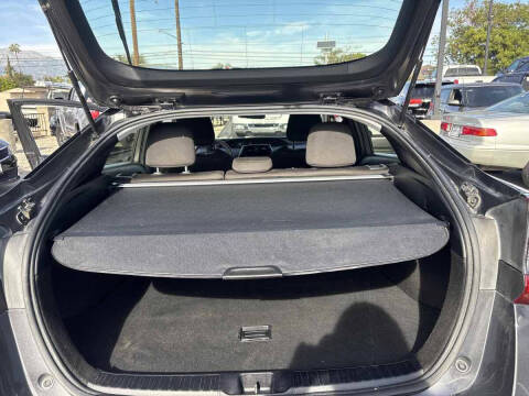 2021 Toyota Prius XLE