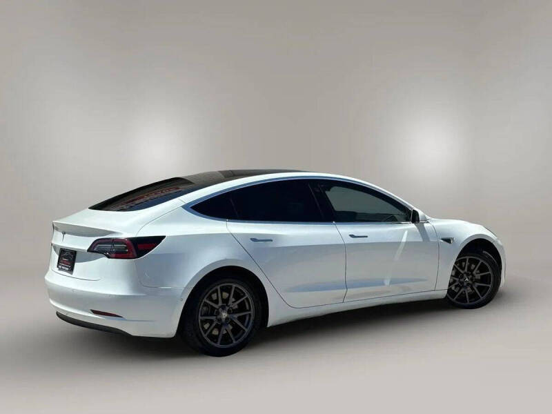 2019 Tesla Model 3 Standard Range Plus