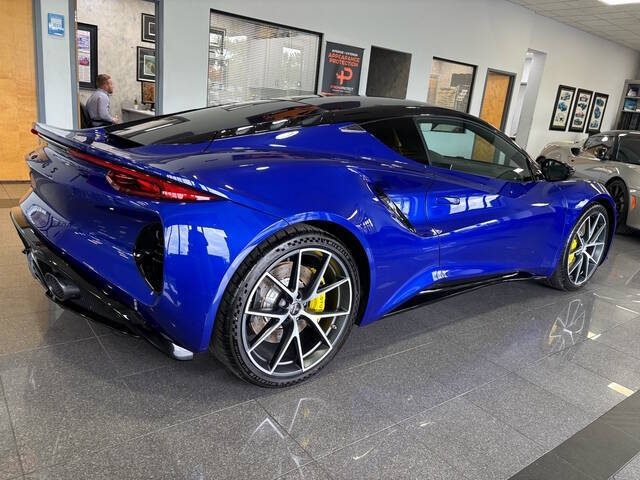 2025 Lotus Emira 17
