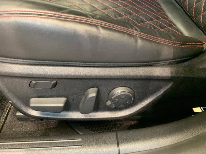 2022 Genesis G70